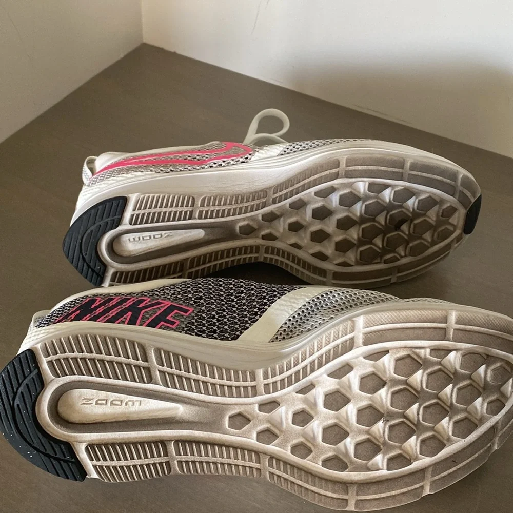 Nike Zoom Strike sz 7.5